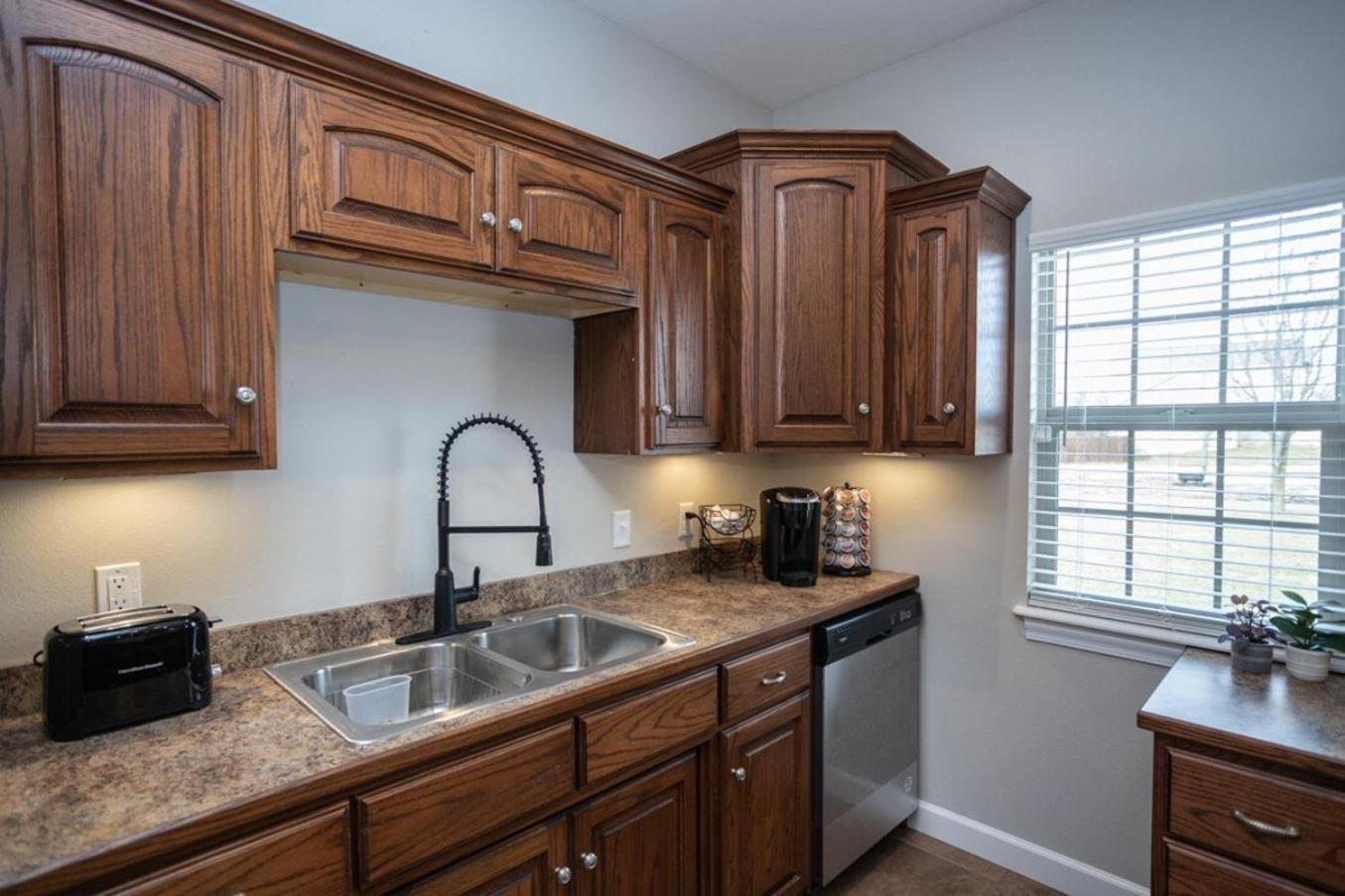 Tiny Home With Hot Tub Near Ft Leonard Wood! Waynesville المظهر الخارجي الصورة