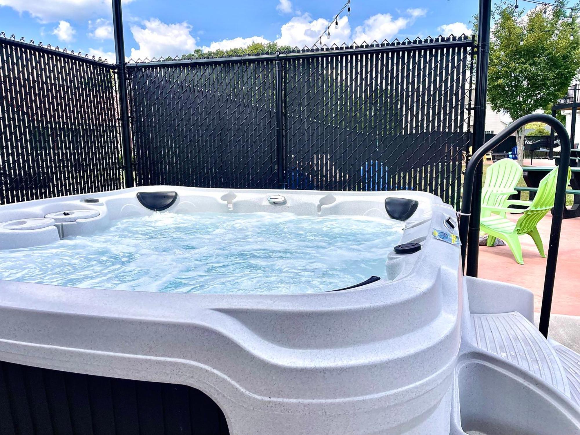 Tiny Home With Hot Tub Near Ft Leonard Wood! Waynesville المظهر الخارجي الصورة